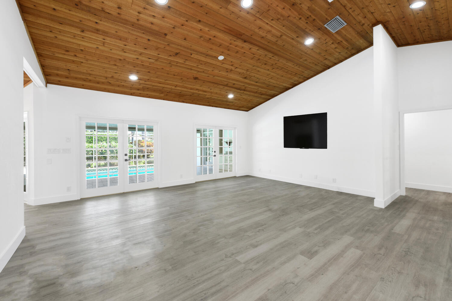 3185 St James, Boca Raton FL 33434