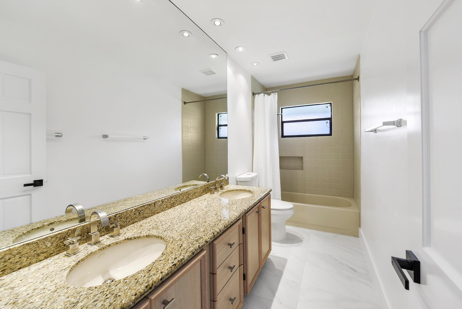 3185 St James, Boca Raton FL 33434
