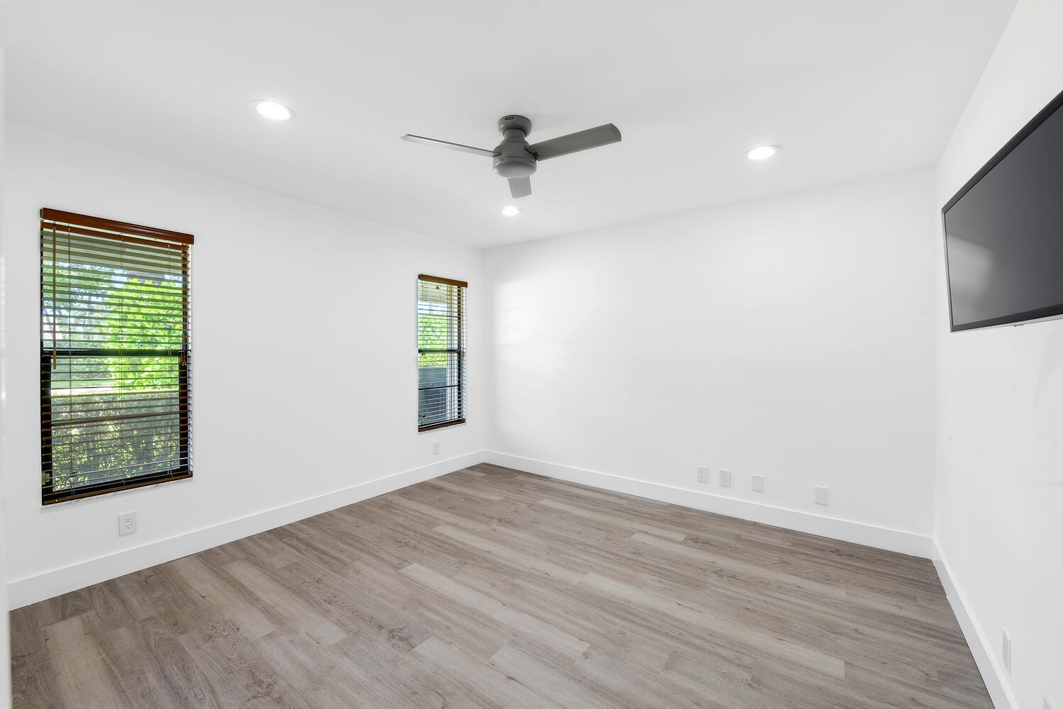 3185 St James, Boca Raton FL 33434