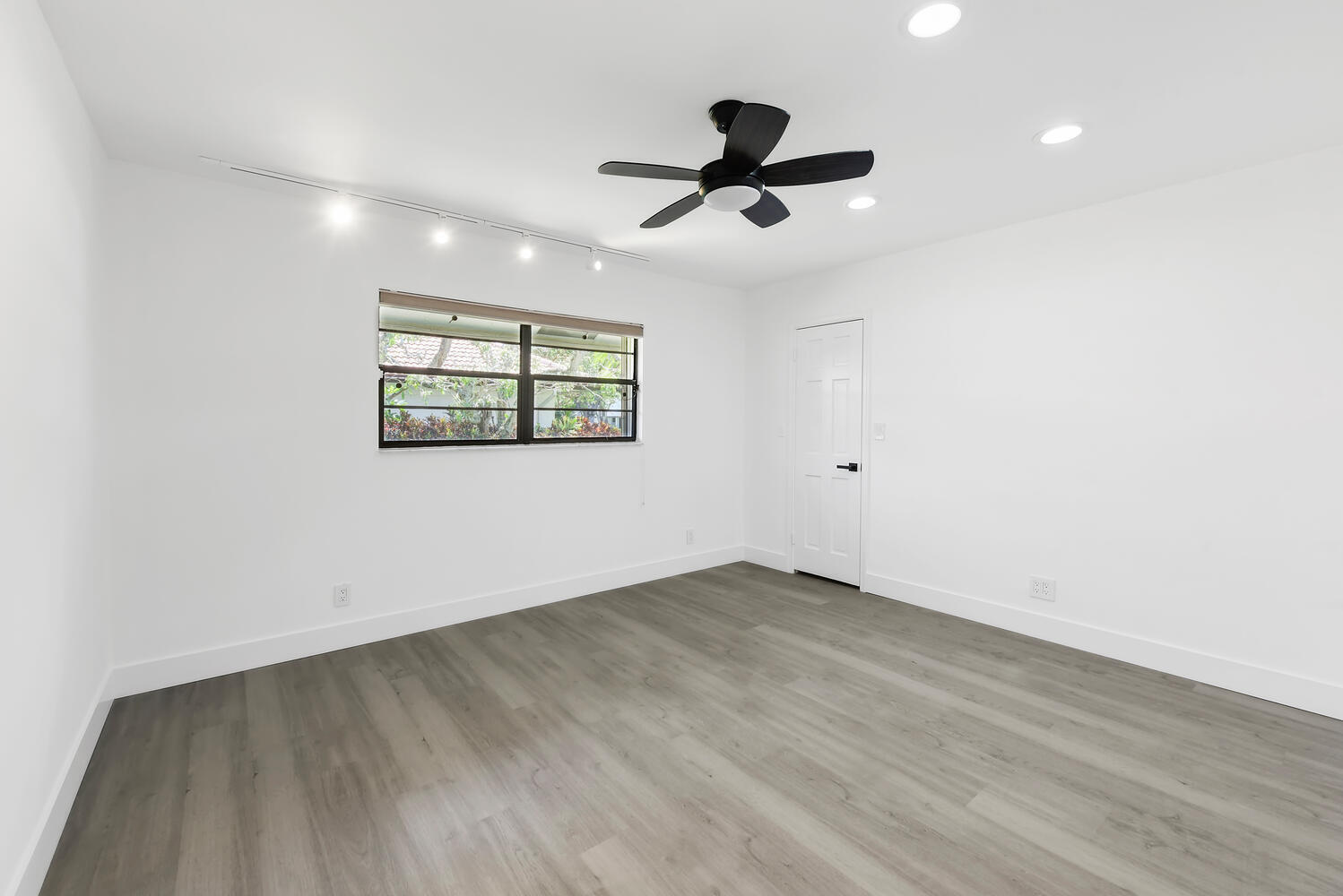 3185 St James, Boca Raton FL 33434