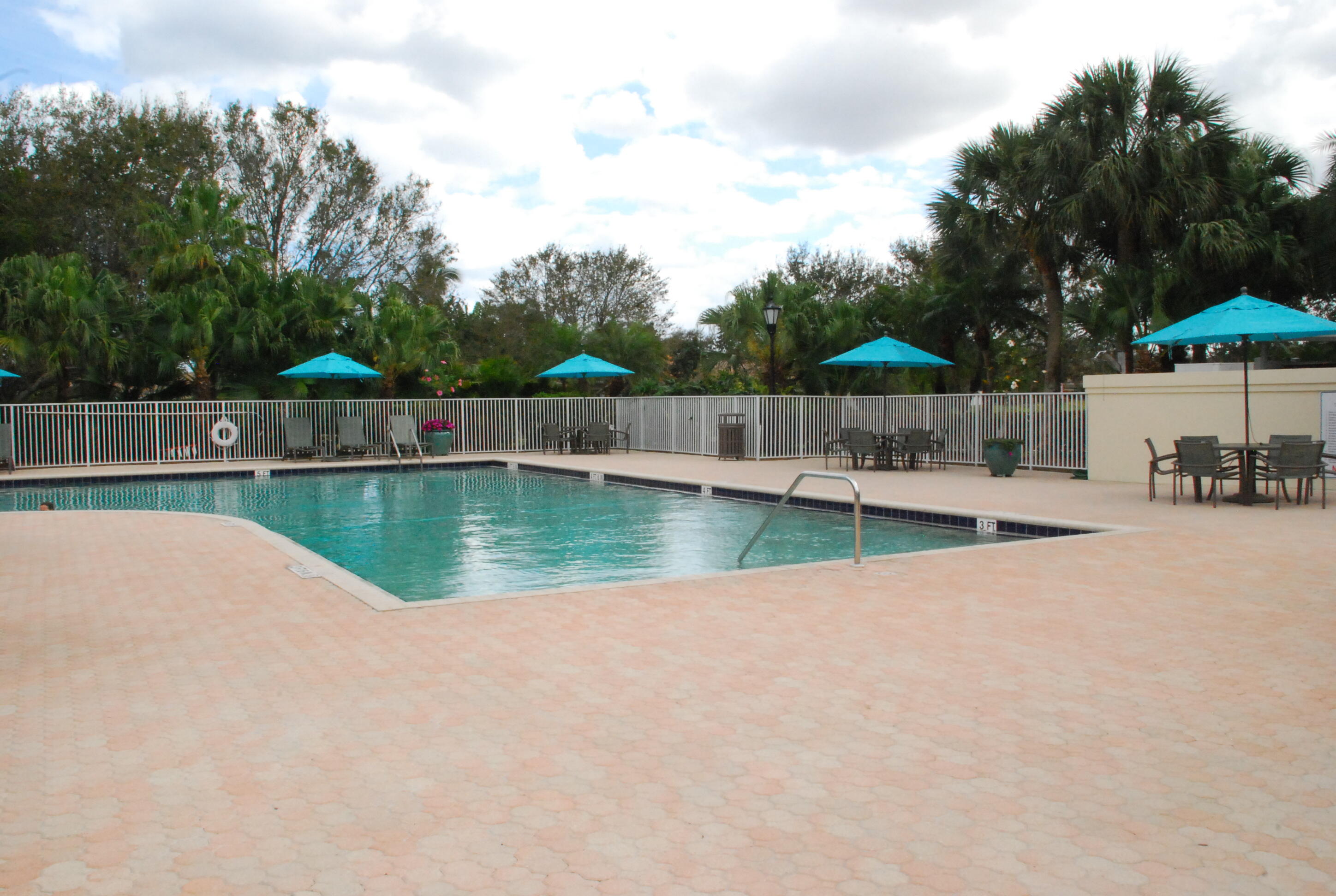 146 Lost Bridge, Palm Beach Gardens FL 33410