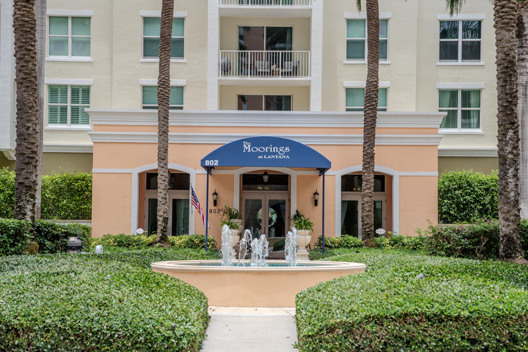 802 W Windward #217, Lantana FL 33462
