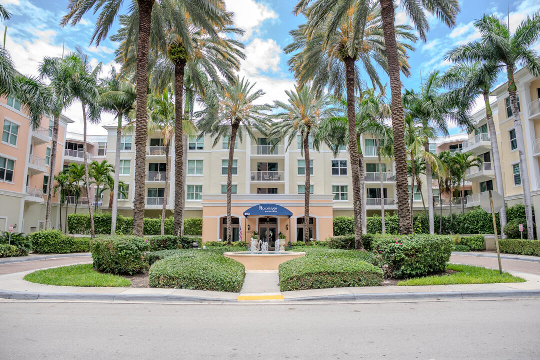 802 W Windward #217, Lantana FL 33462