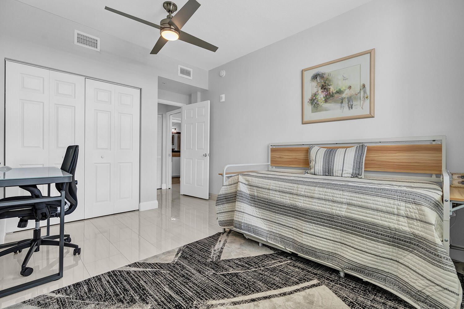 802 W Windward #217, Lantana FL 33462
