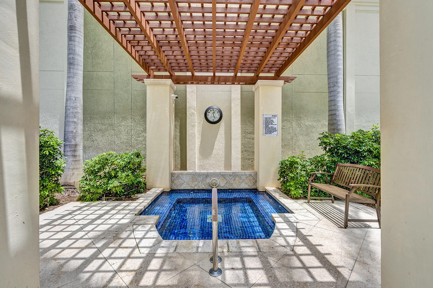 802 W Windward #217, Lantana FL 33462