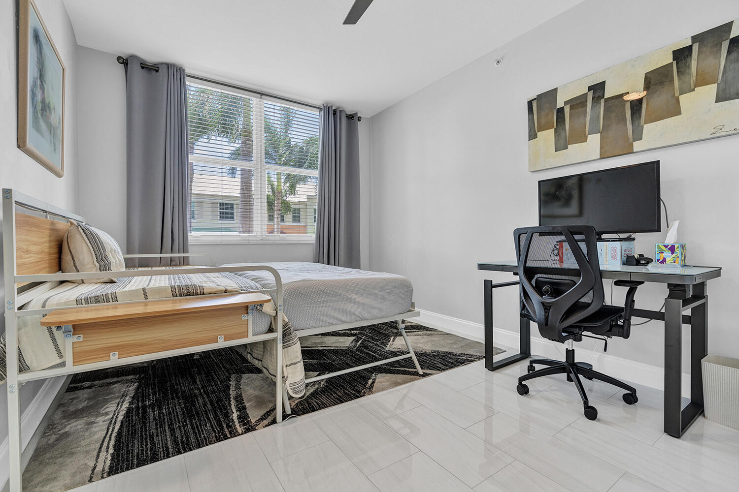 802 W Windward #217, Lantana FL 33462