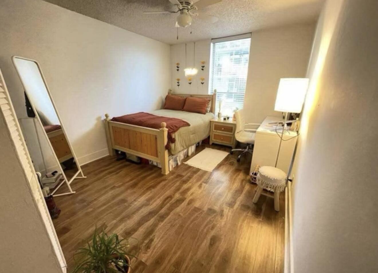 7173 Orange #118b, Davie FL 33314