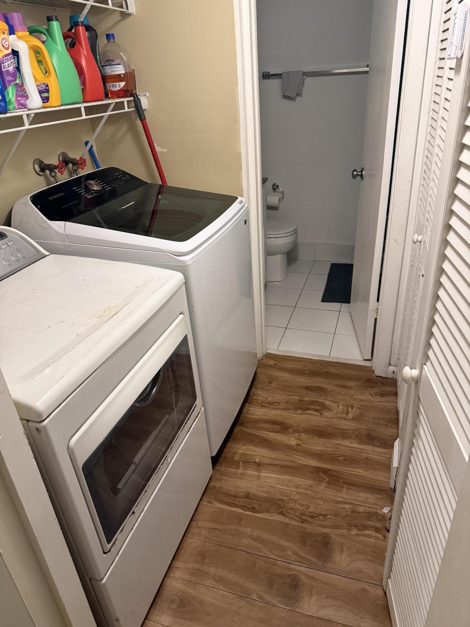 7173 Orange #118b, Davie FL 33314