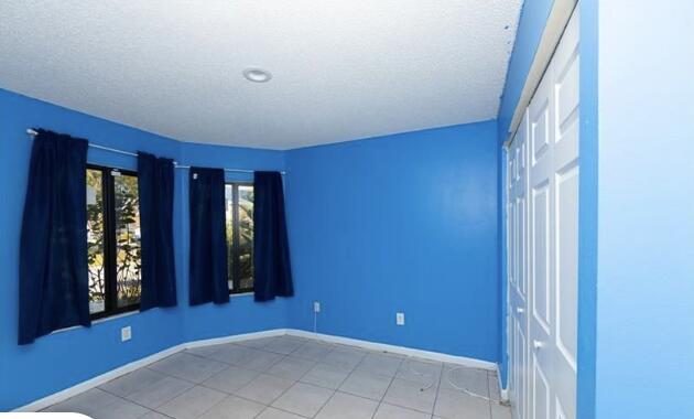 915 Buttonwood, North Lauderdale FL 33068