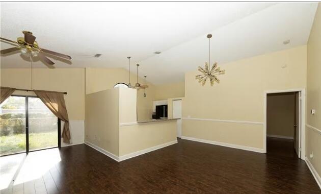 915 Buttonwood, North Lauderdale FL 33068