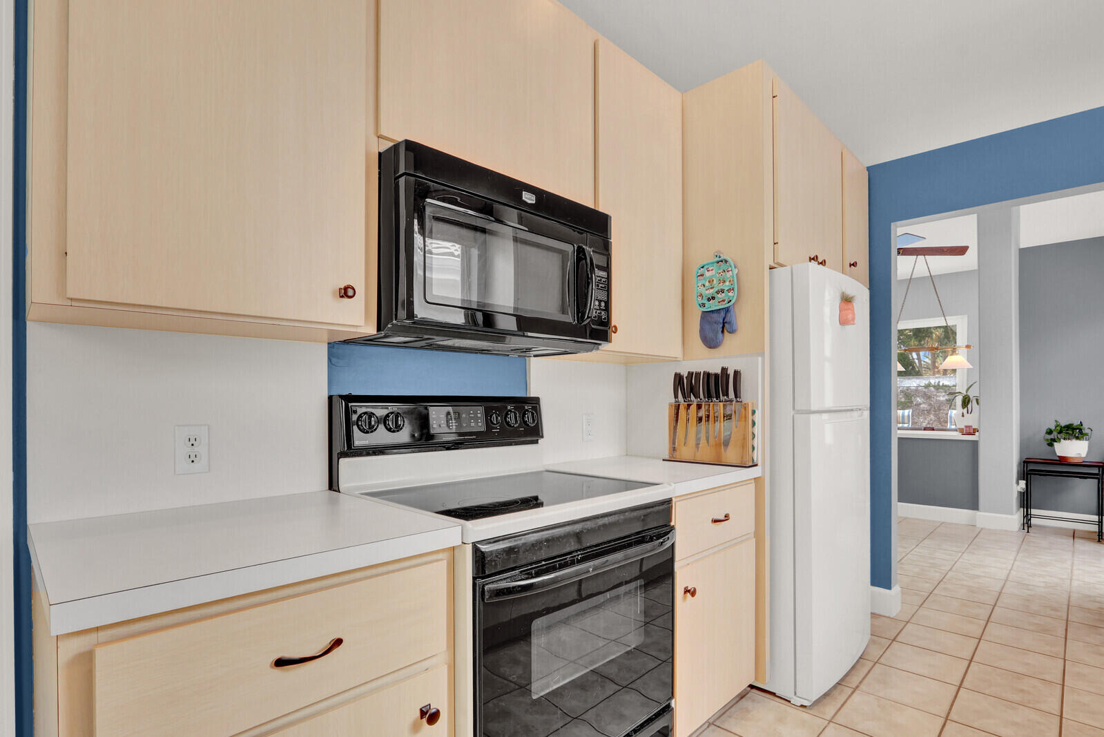 288 Sussex, Jupiter FL 33458