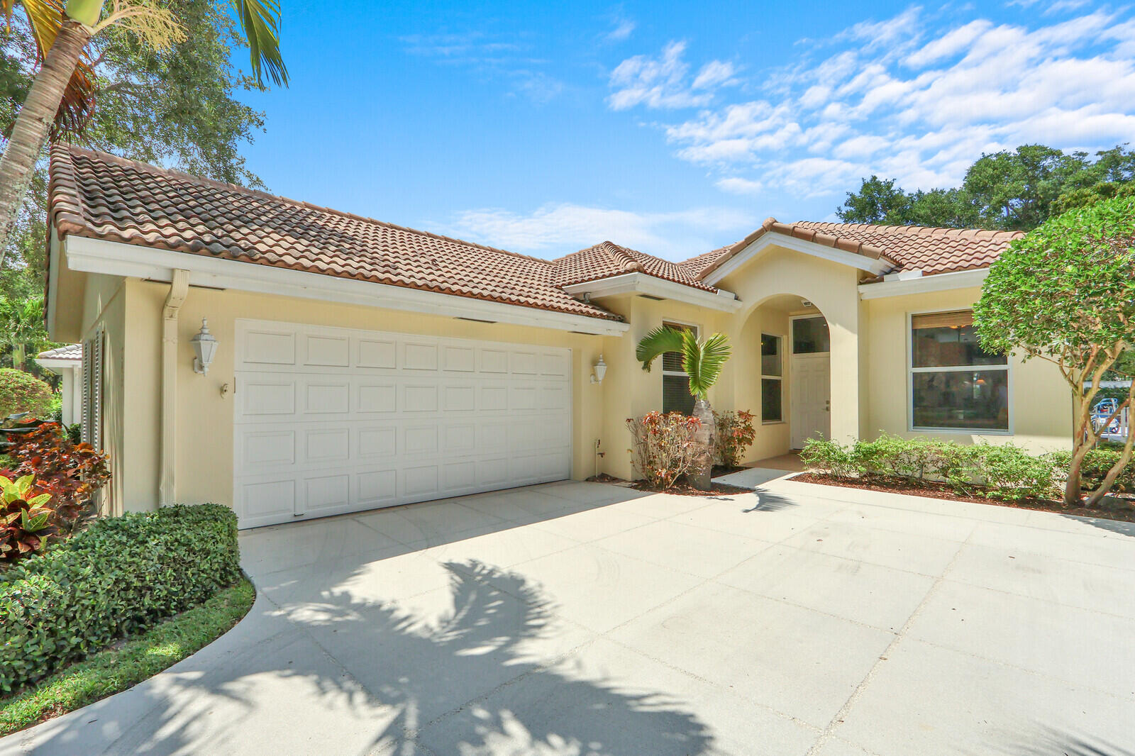 288 Sussex, Jupiter FL 33458