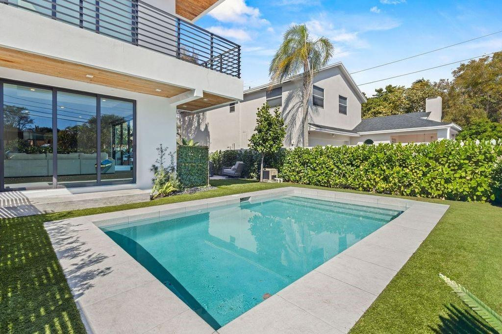 705 SW 8th, Fort Lauderdale FL 33315