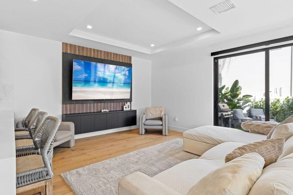 705 SW 8th, Fort Lauderdale FL 33315