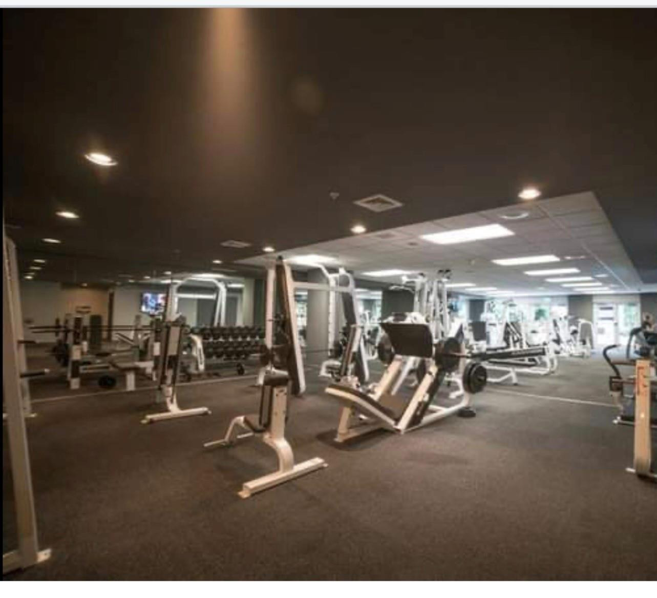 185 SE 14th #711, Miami FL 33131