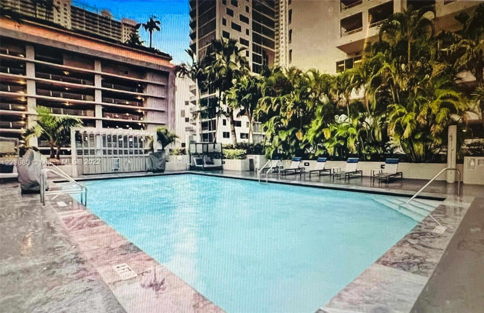 185 SE 14th #711, Miami FL 33131