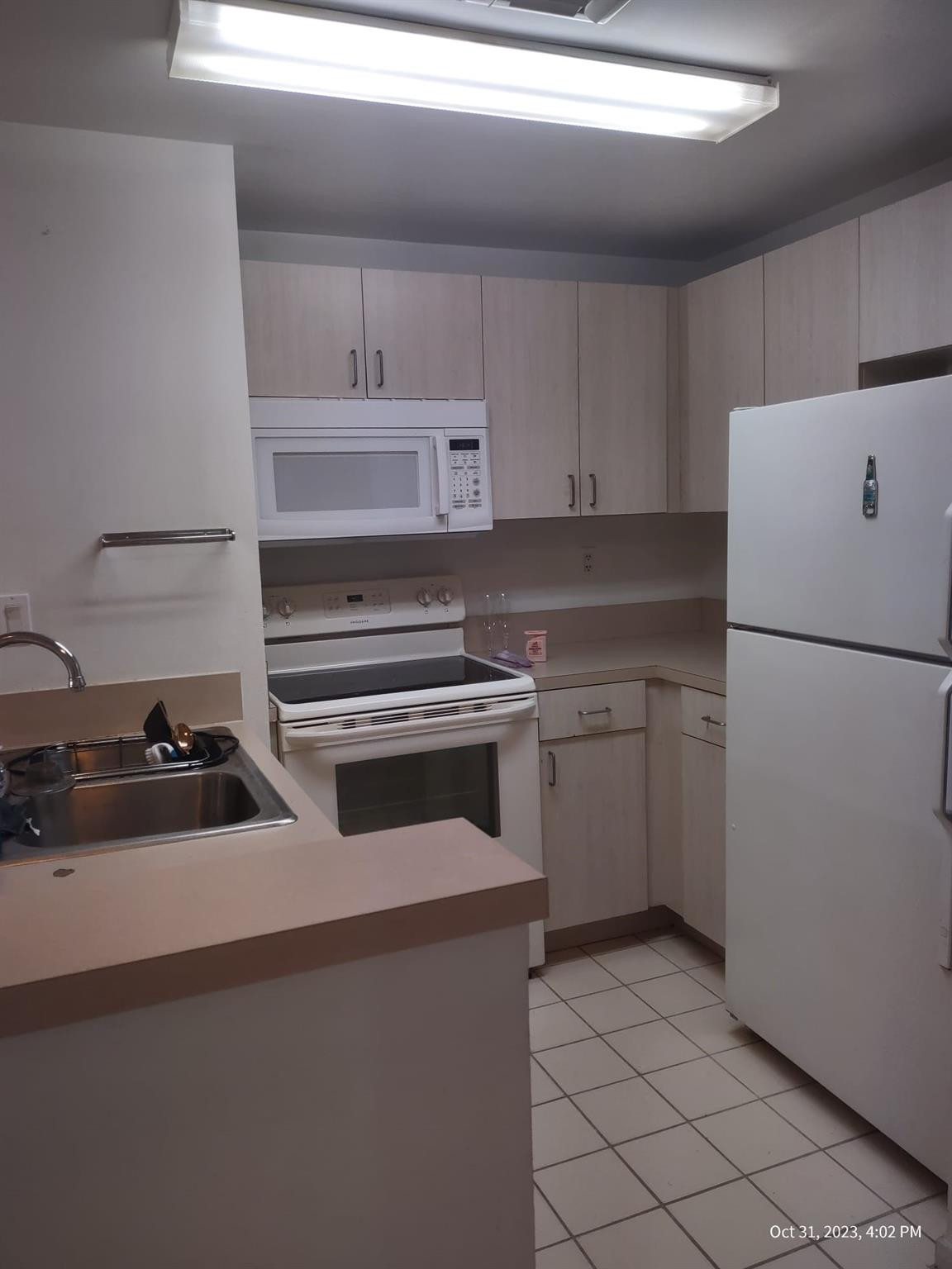 185 SE 14th #711, Miami FL 33131