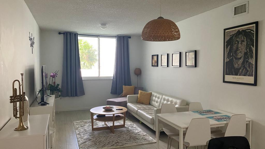 185 SE 14th #711, Miami FL 33131