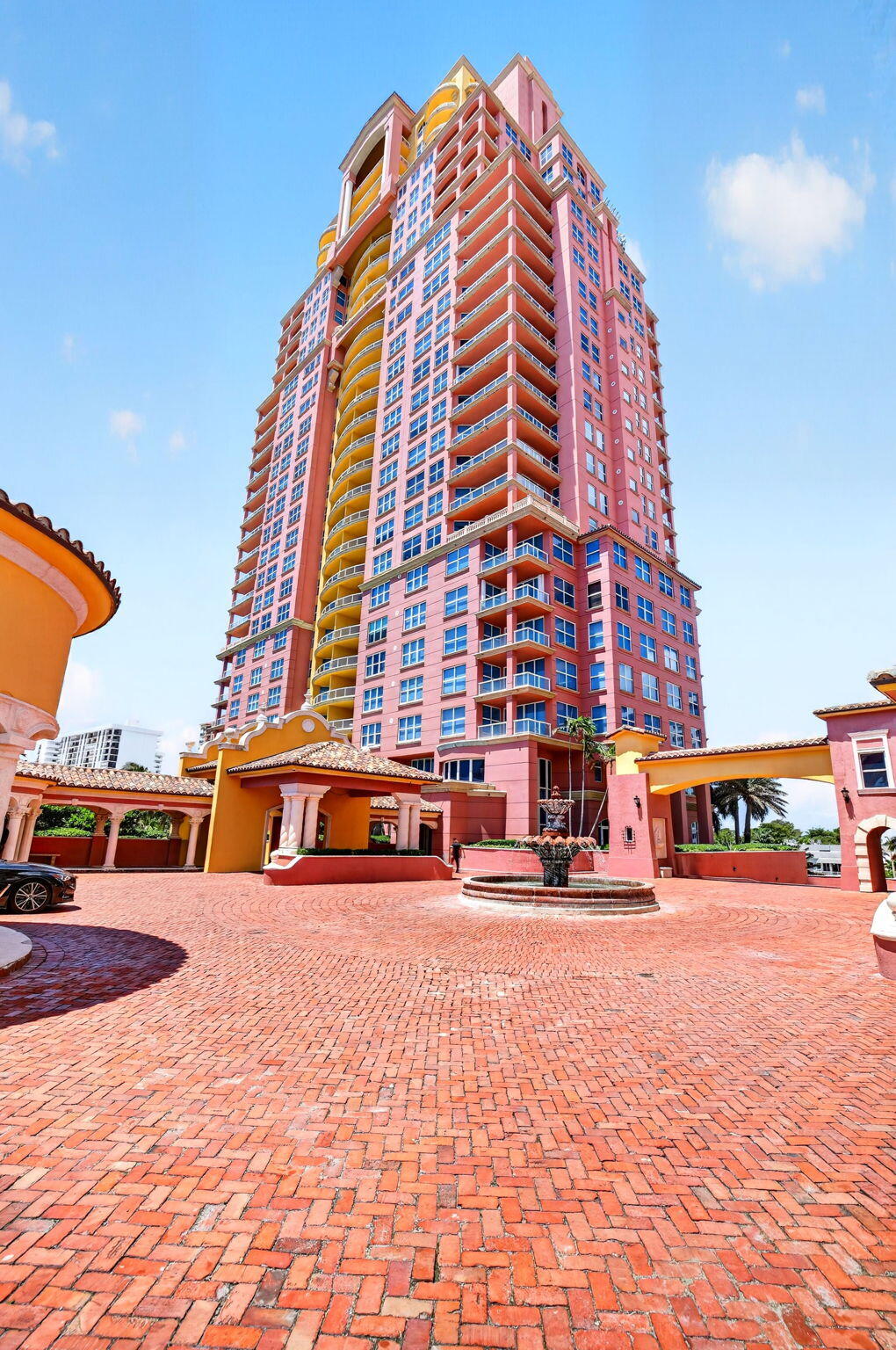 2100 N Ocean #8b, Fort Lauderdale FL 33305