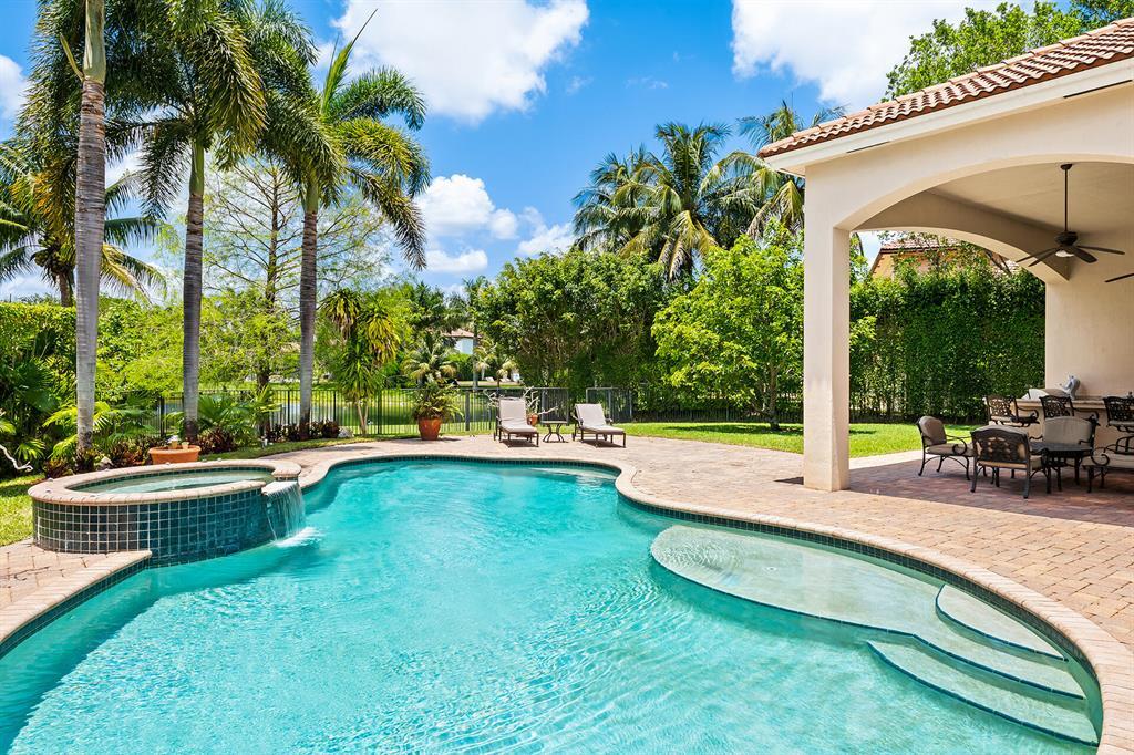 3201 E Stonebrook, Davie FL 33330