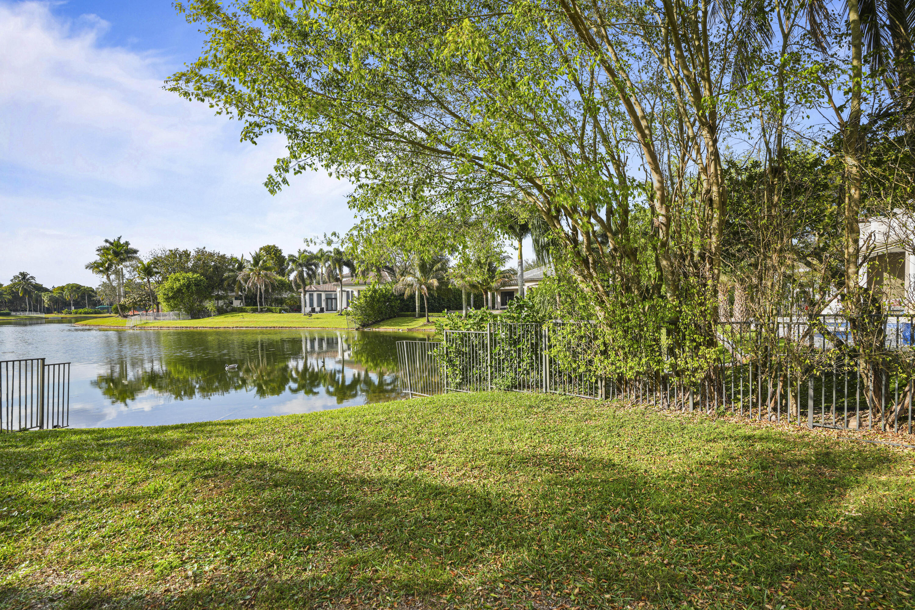 3201 E Stonebrook, Davie FL 33330