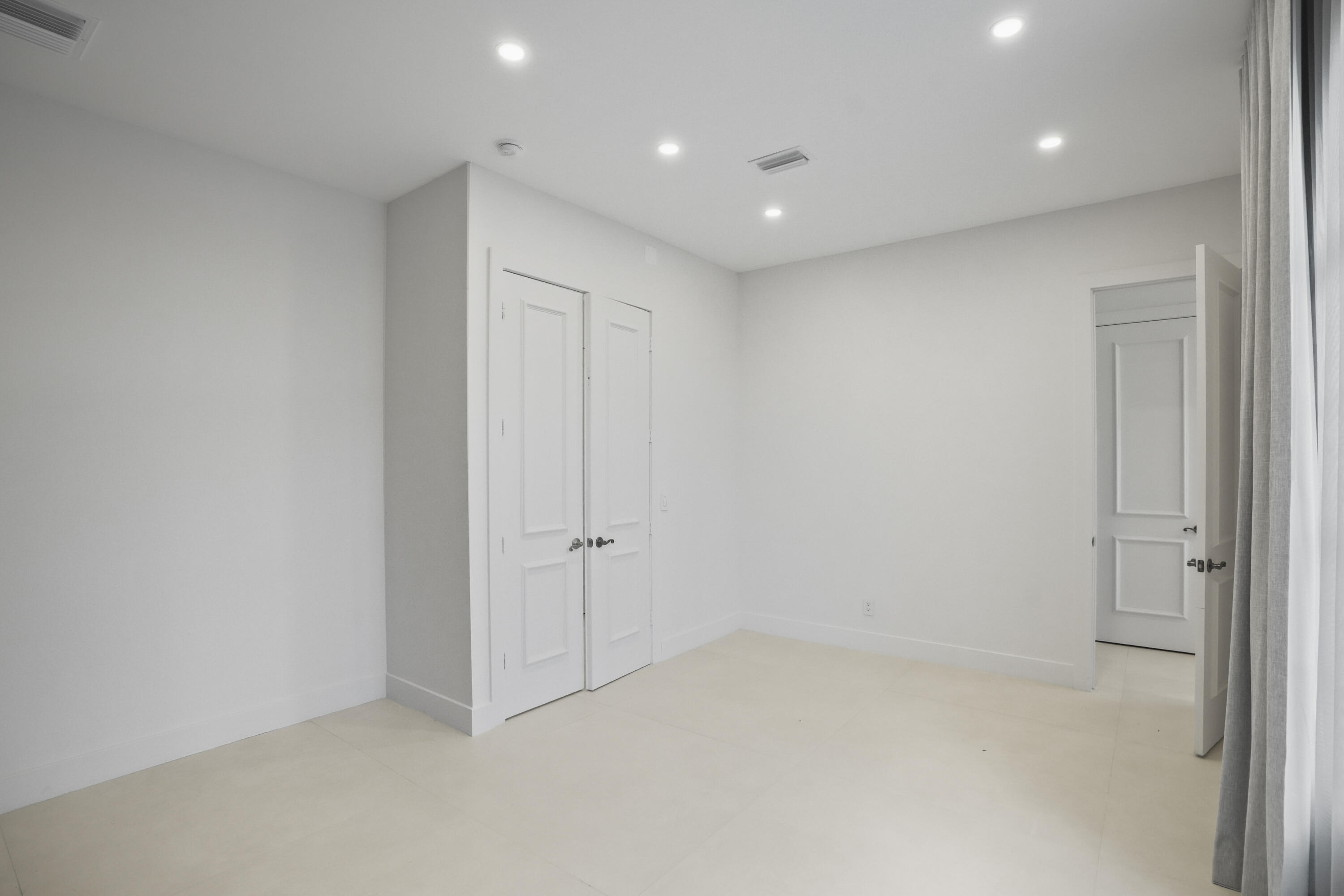 3201 E Stonebrook, Davie FL 33330