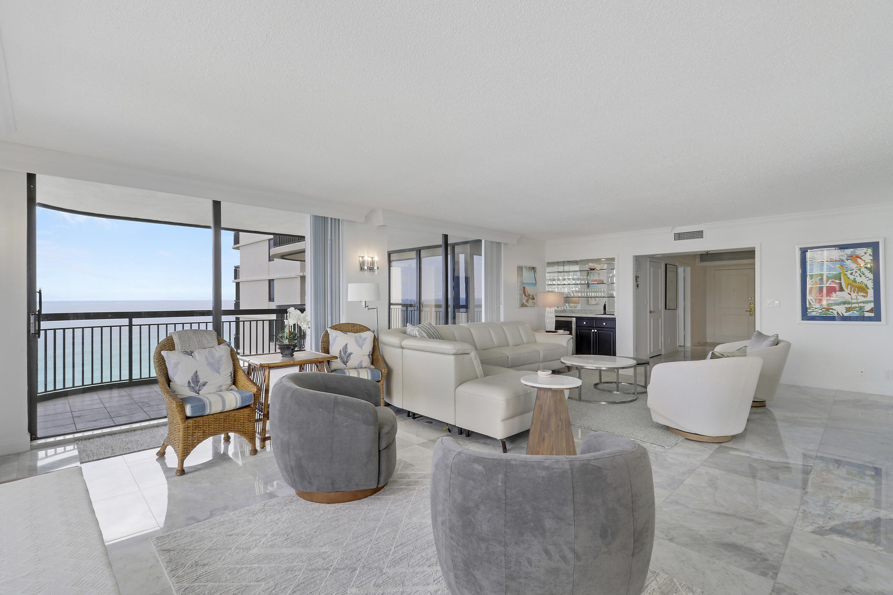 5380 N Ocean #22j, Singer Island FL 33404