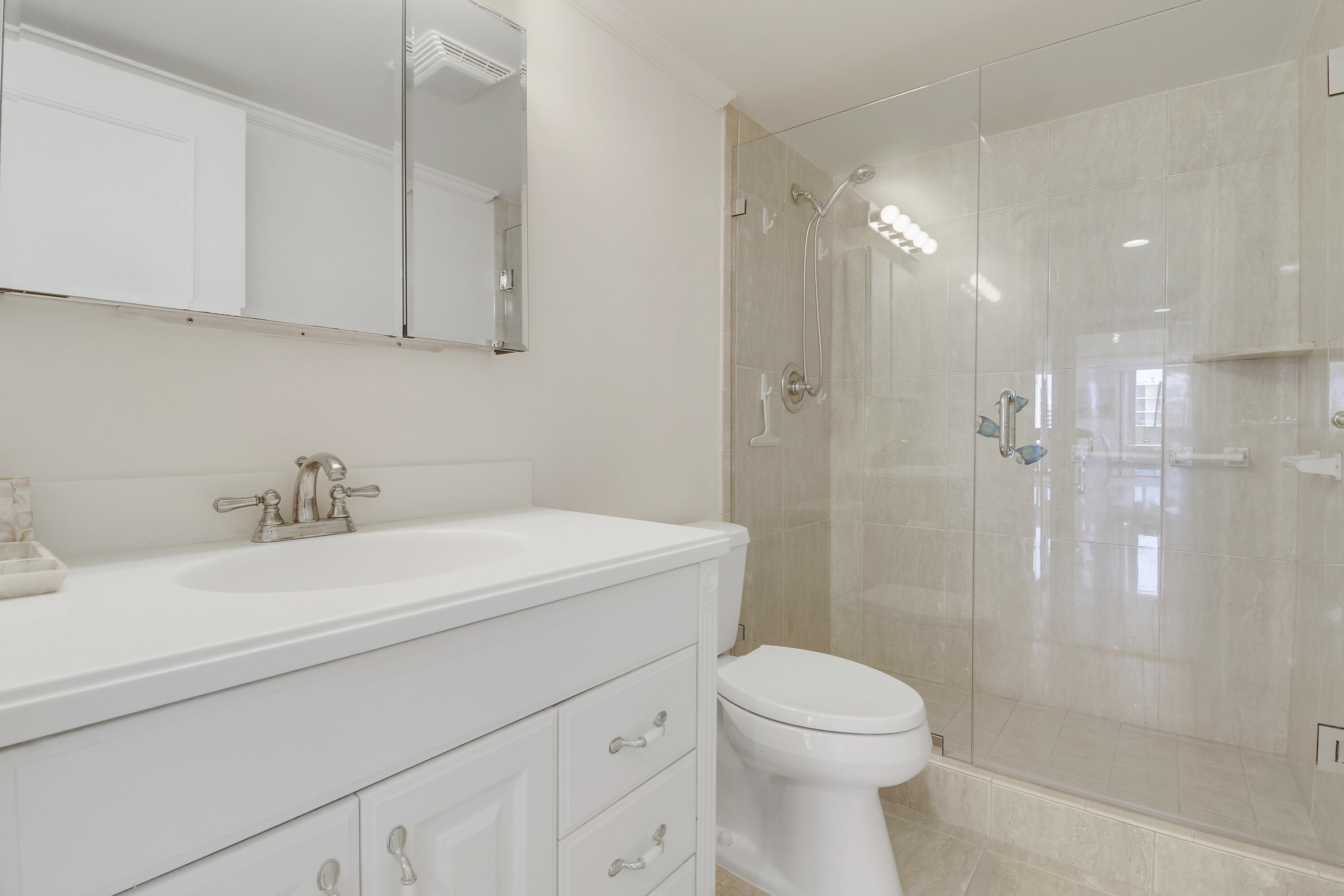 5380 N Ocean #22j, Singer Island FL 33404