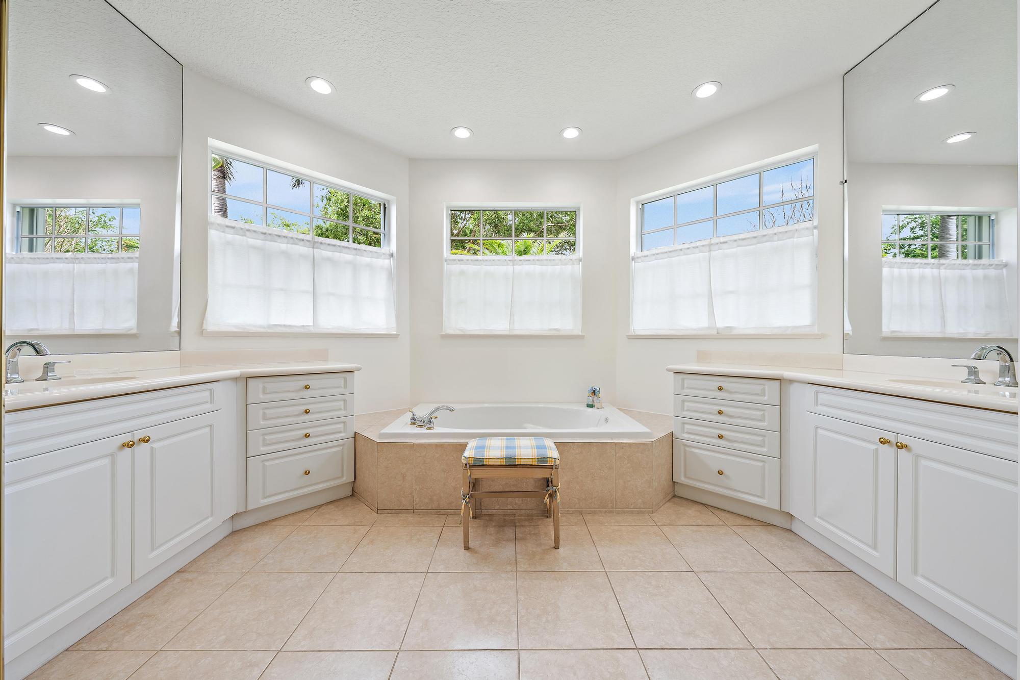9907 SE Osprey Pointe, Hobe Sound FL 33455