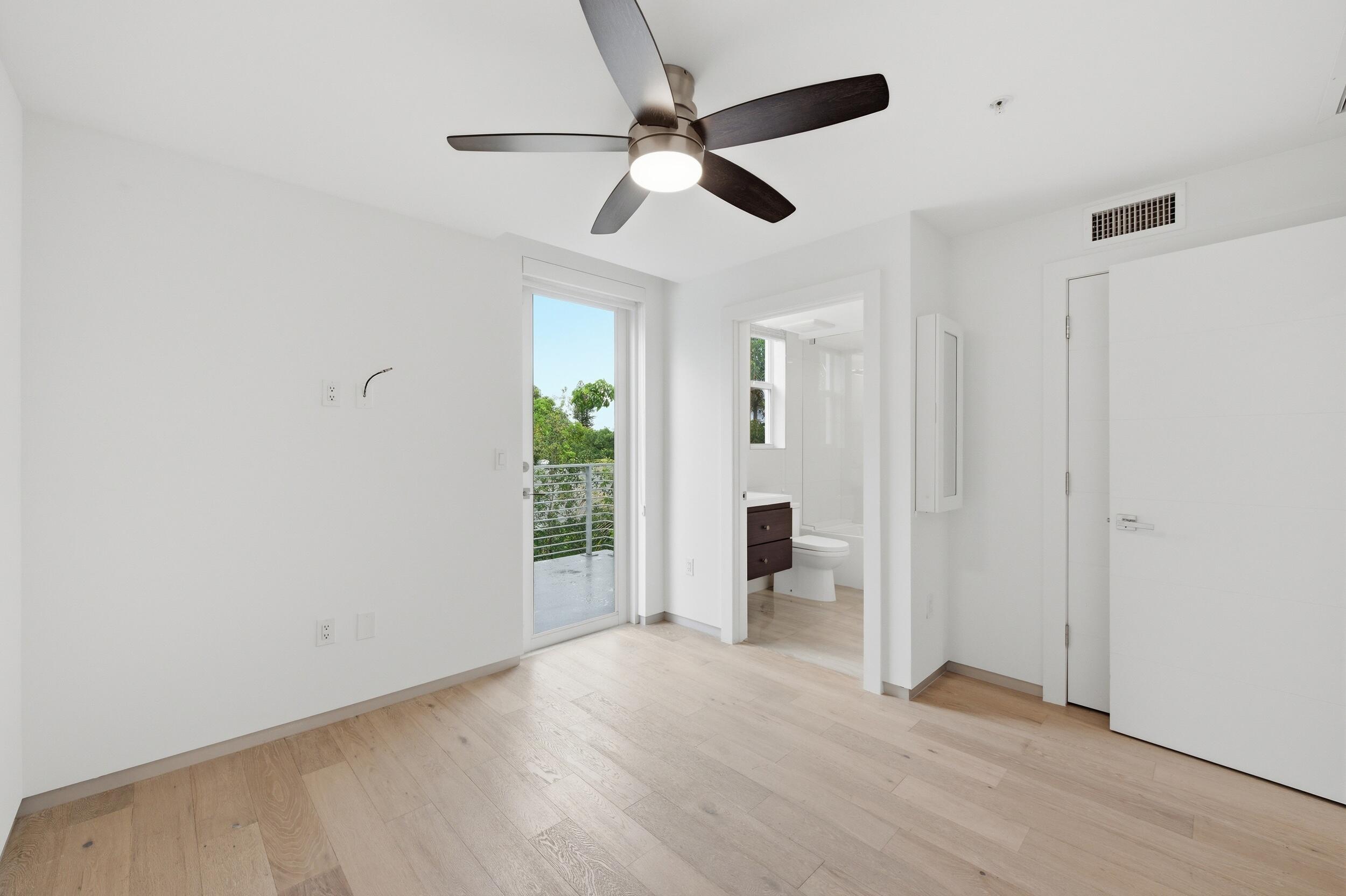 714 NE 14th #102, Fort Lauderdale FL 33304