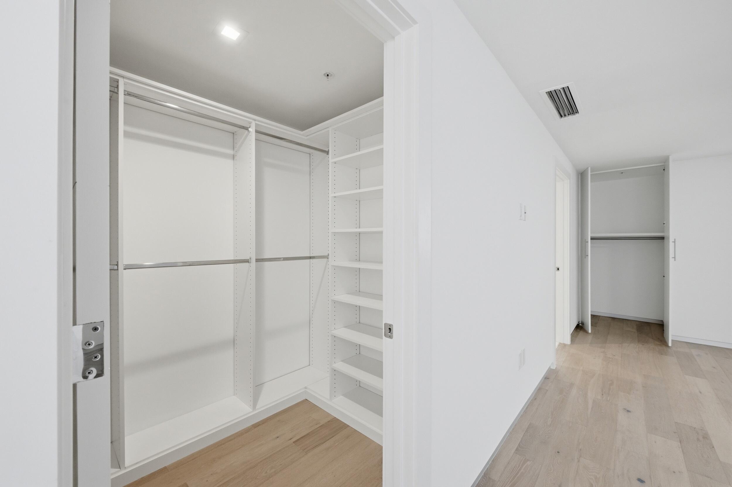 714 NE 14th #102, Fort Lauderdale FL 33304