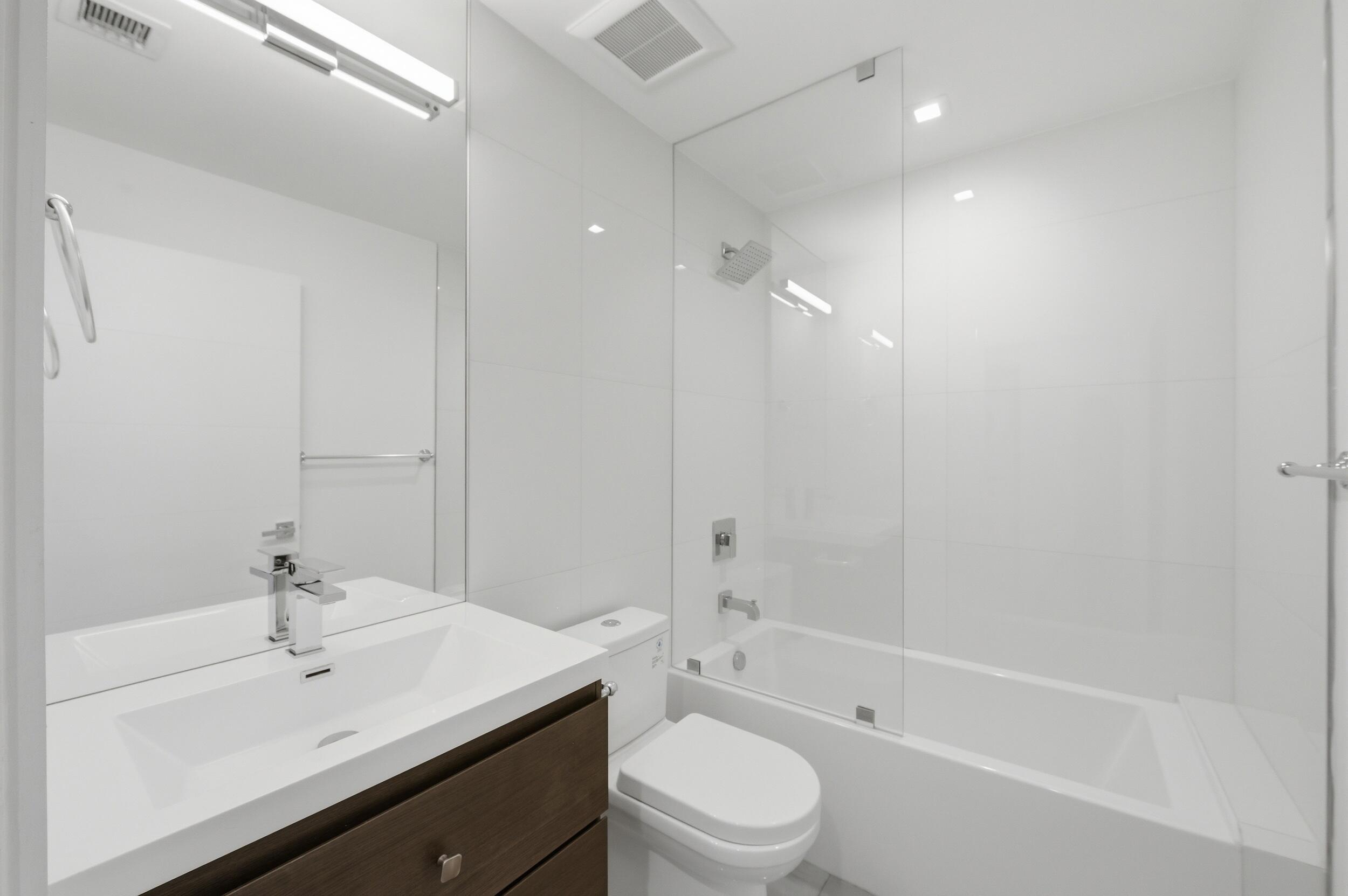 714 NE 14th #102, Fort Lauderdale FL 33304