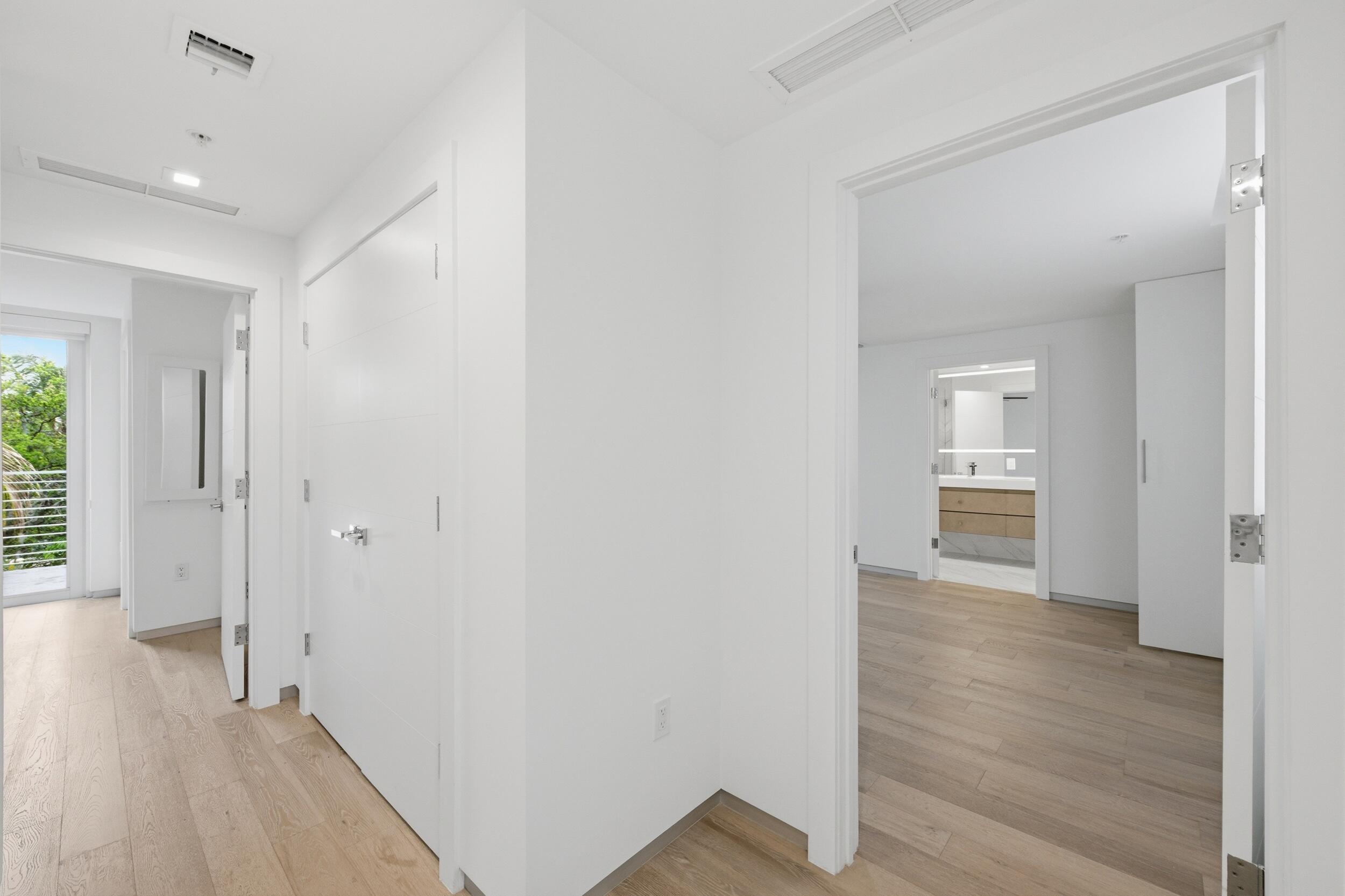 714 NE 14th #102, Fort Lauderdale FL 33304