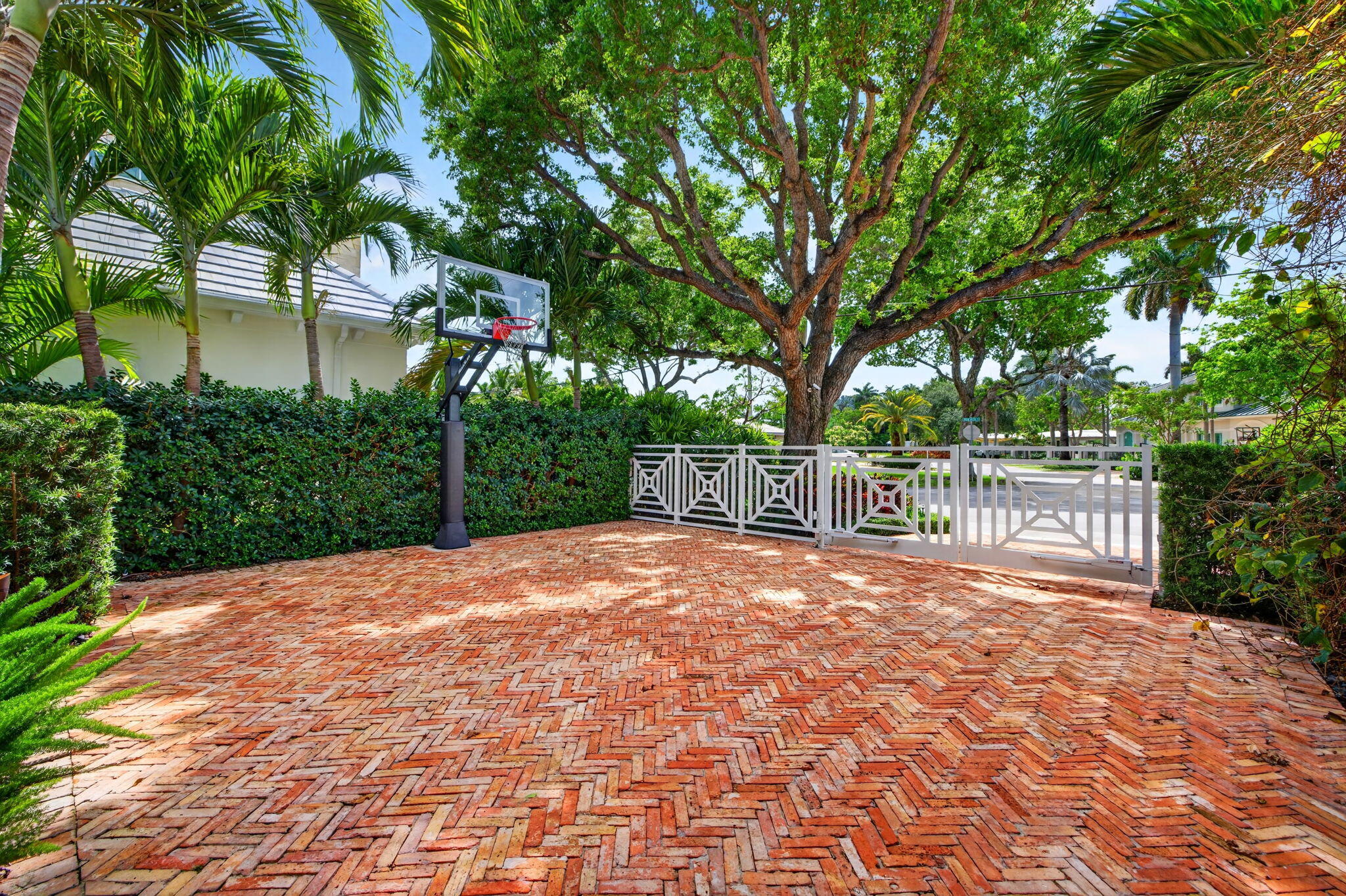 1900 Intracoastal, Fort Lauderdale FL 33305