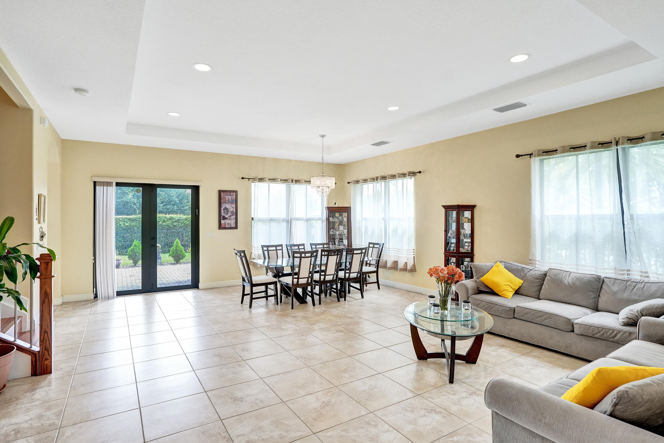 8541 NW 38th, Cooper City FL 33024