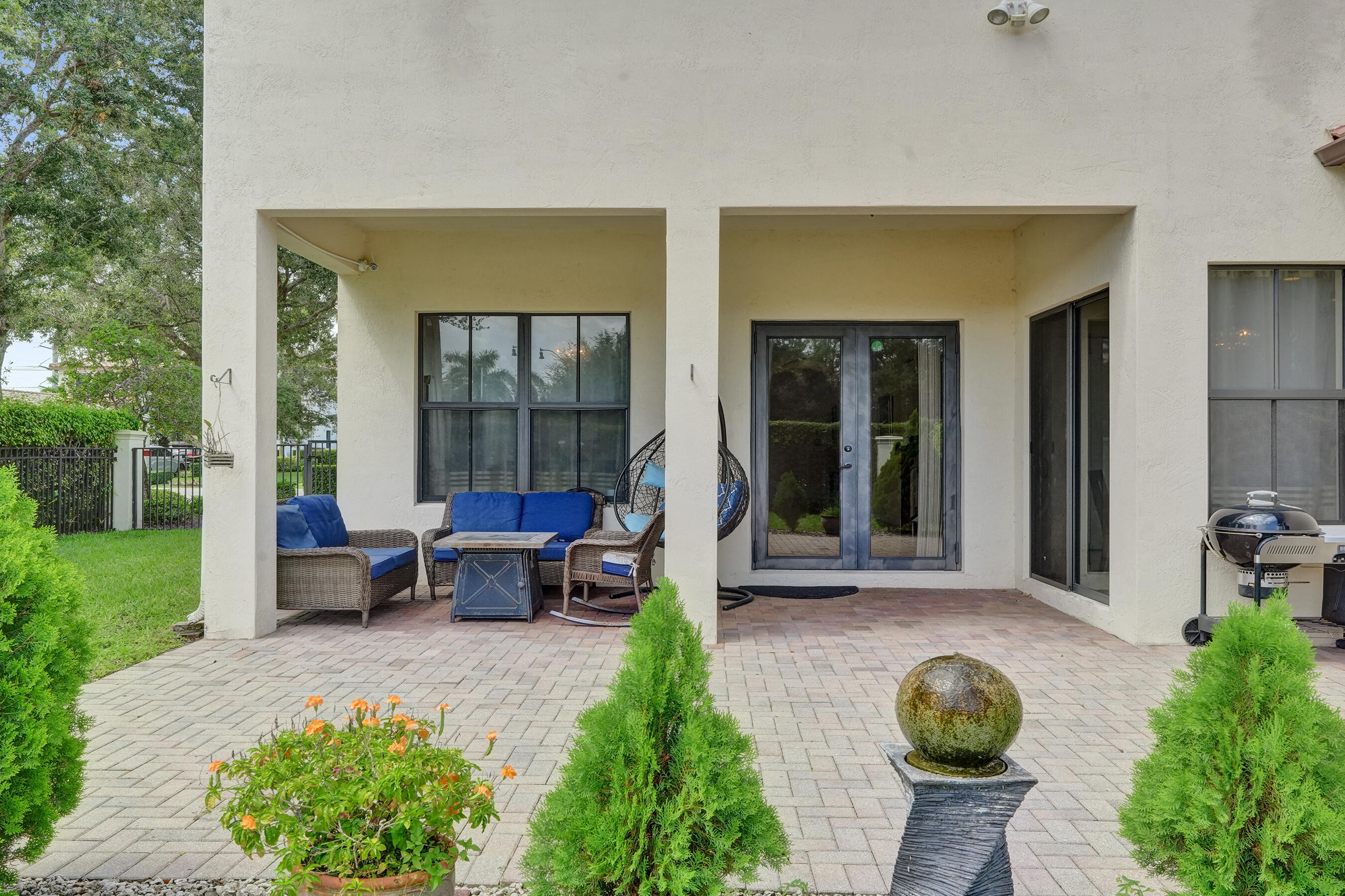 8541 NW 38th, Cooper City FL 33024