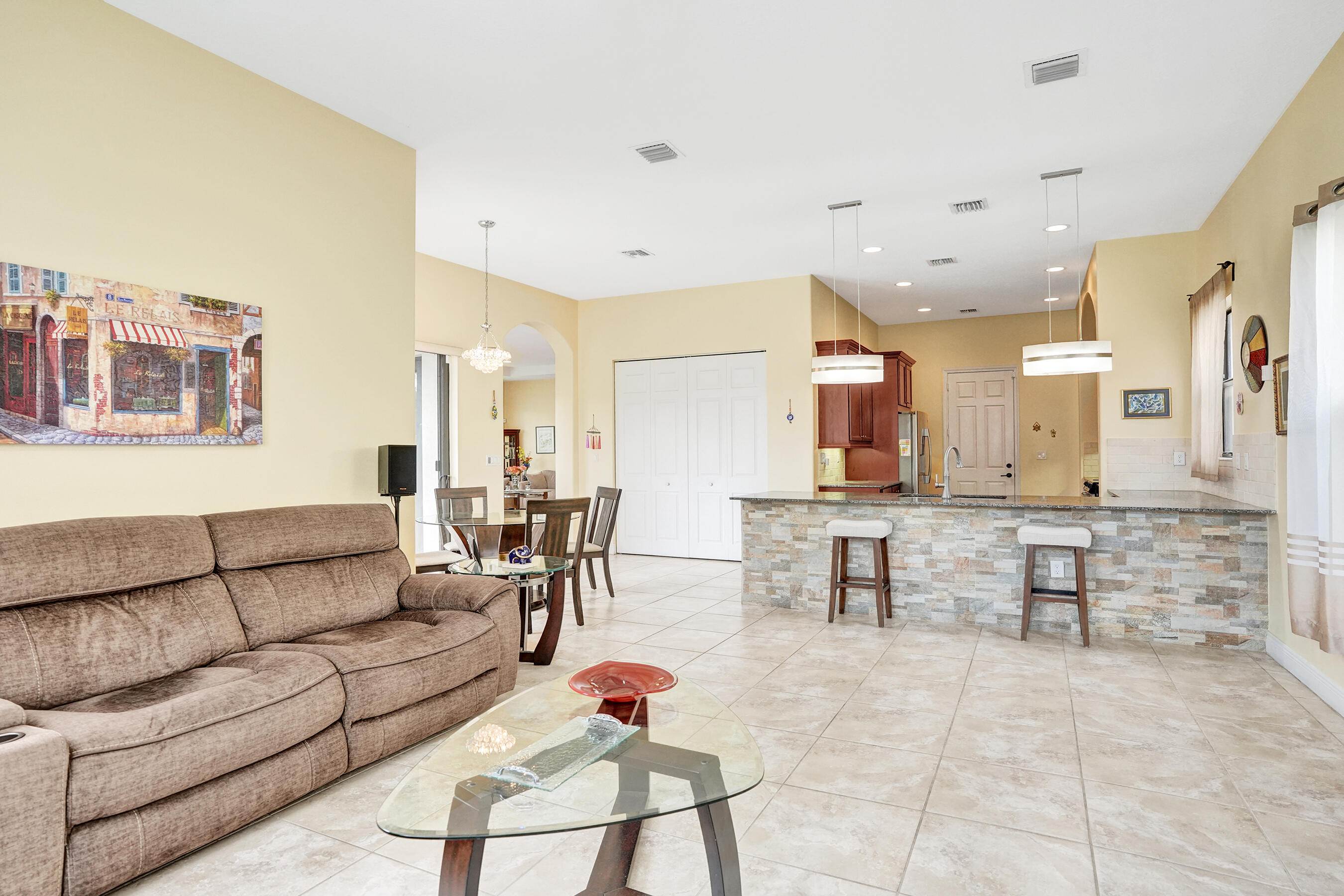 8541 NW 38th, Cooper City FL 33024