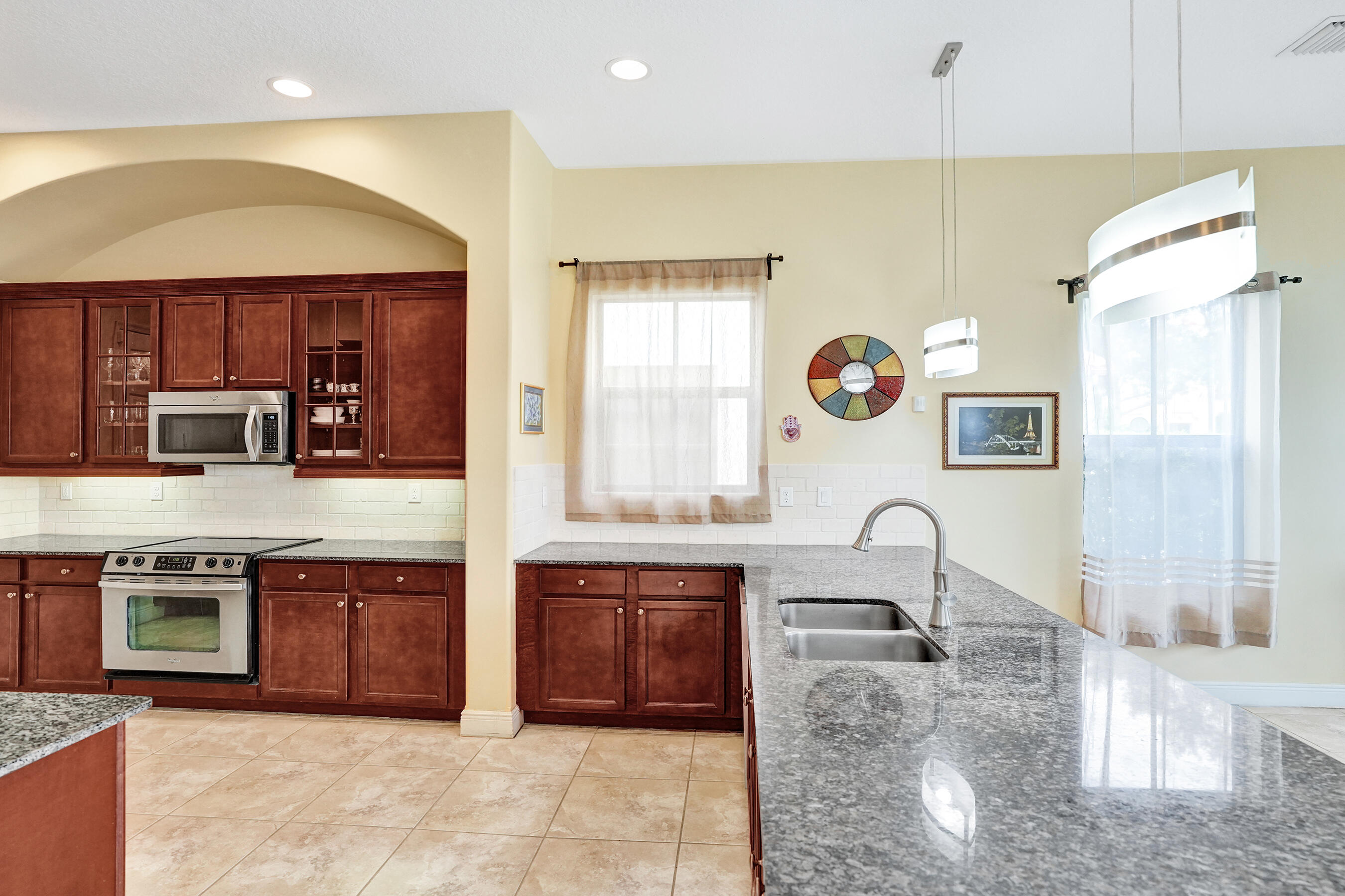 8541 NW 38th, Cooper City FL 33024