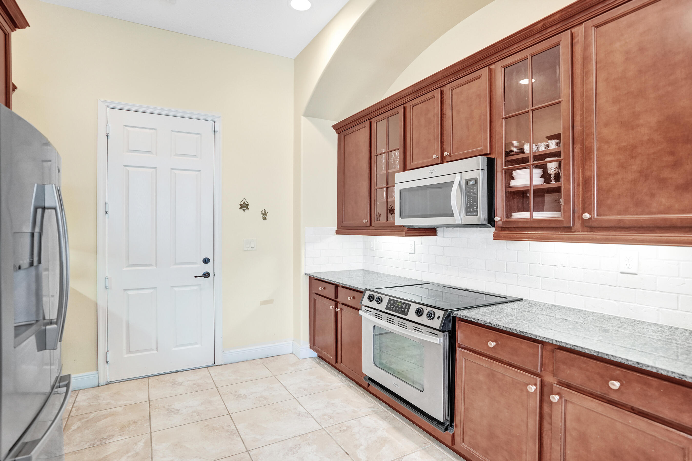 8541 NW 38th, Cooper City FL 33024