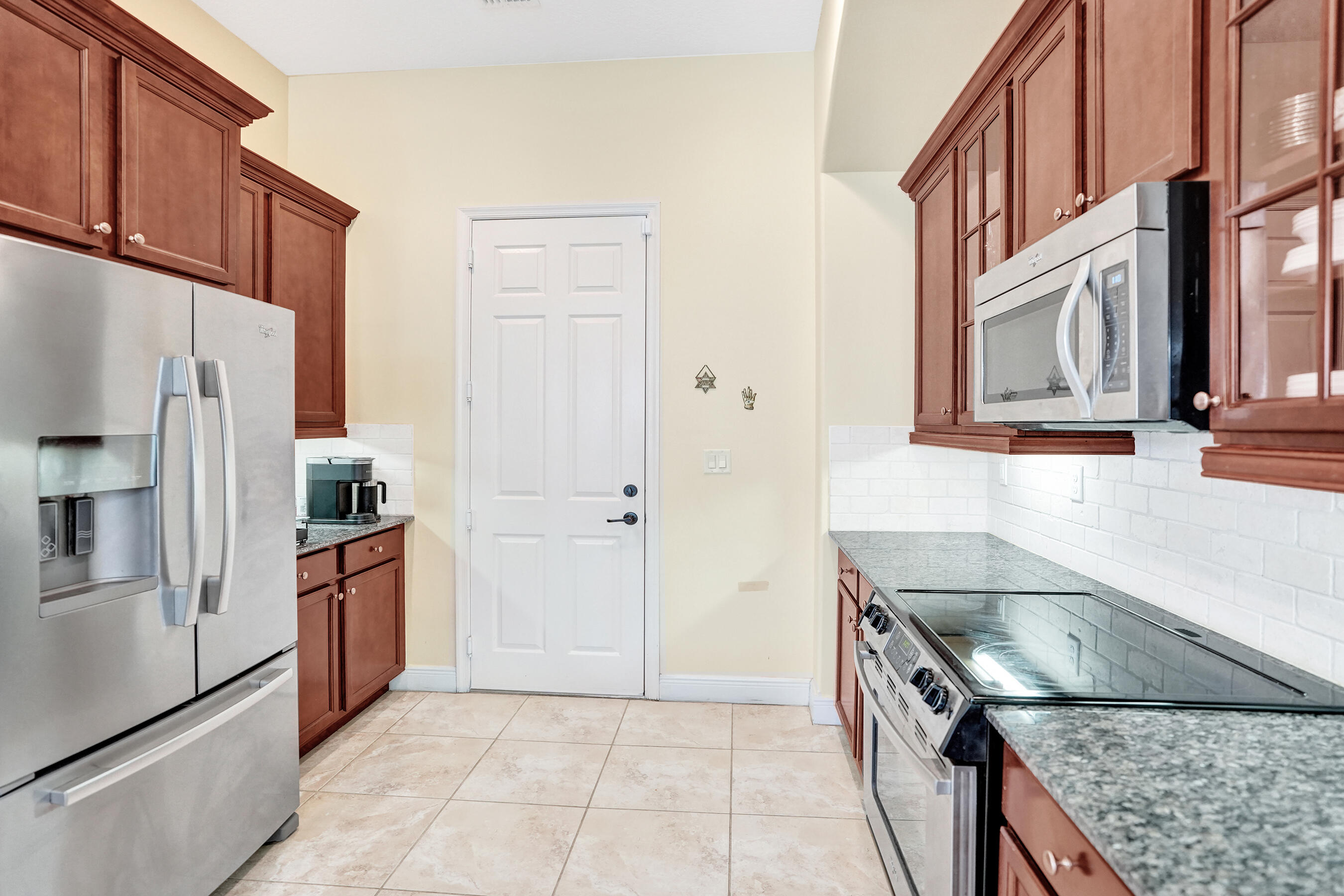 8541 NW 38th, Cooper City FL 33024