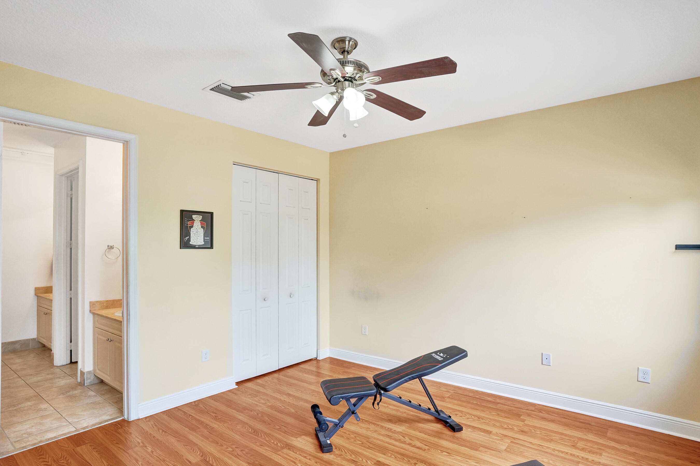 8541 NW 38th, Cooper City FL 33024