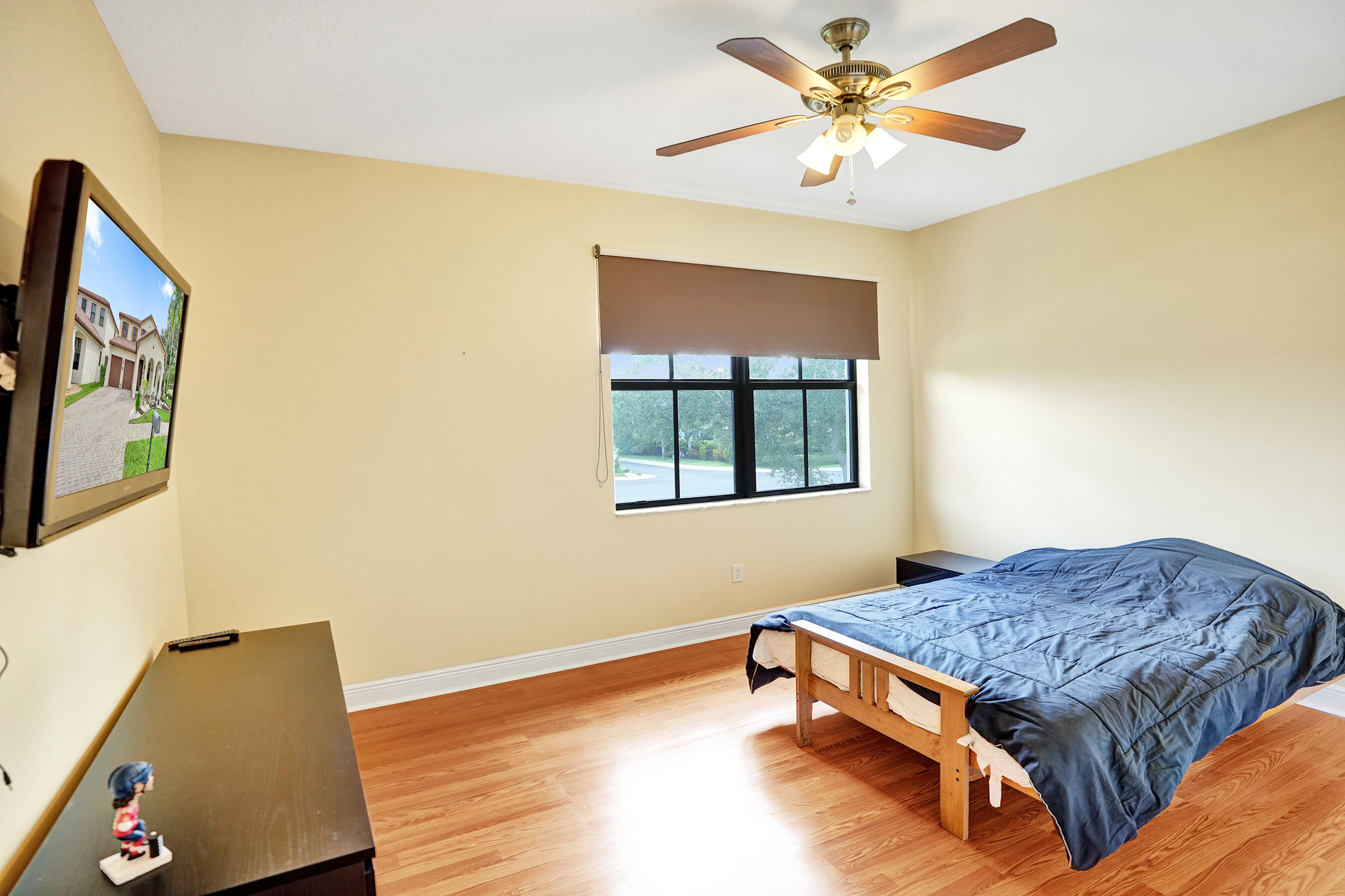 8541 NW 38th, Cooper City FL 33024