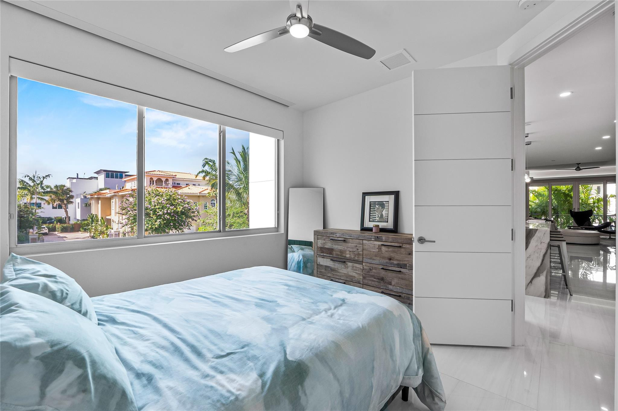 244 Garden #244, Lauderdale By The Sea FL 33308