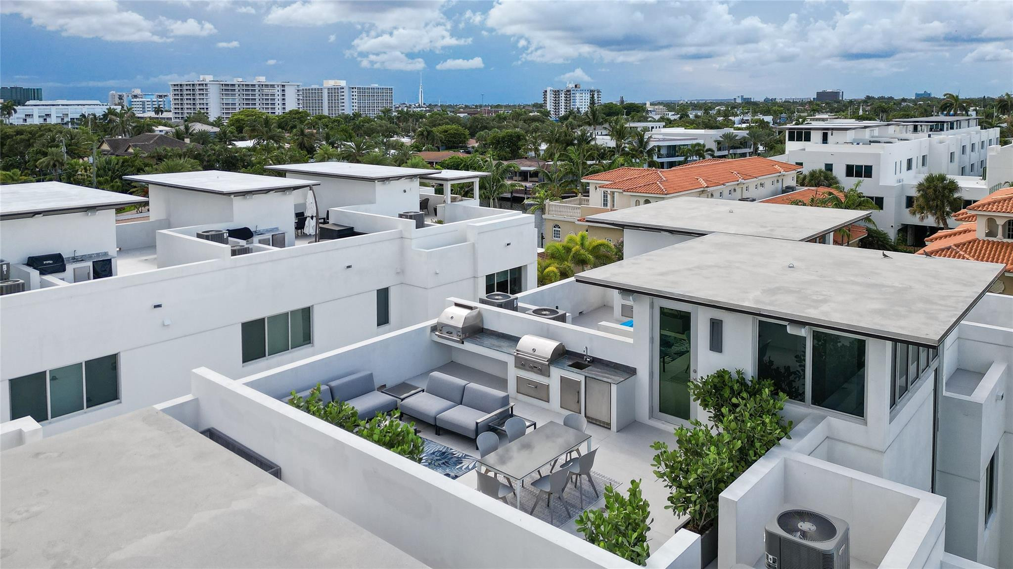 244 Garden #244, Lauderdale By The Sea FL 33308
