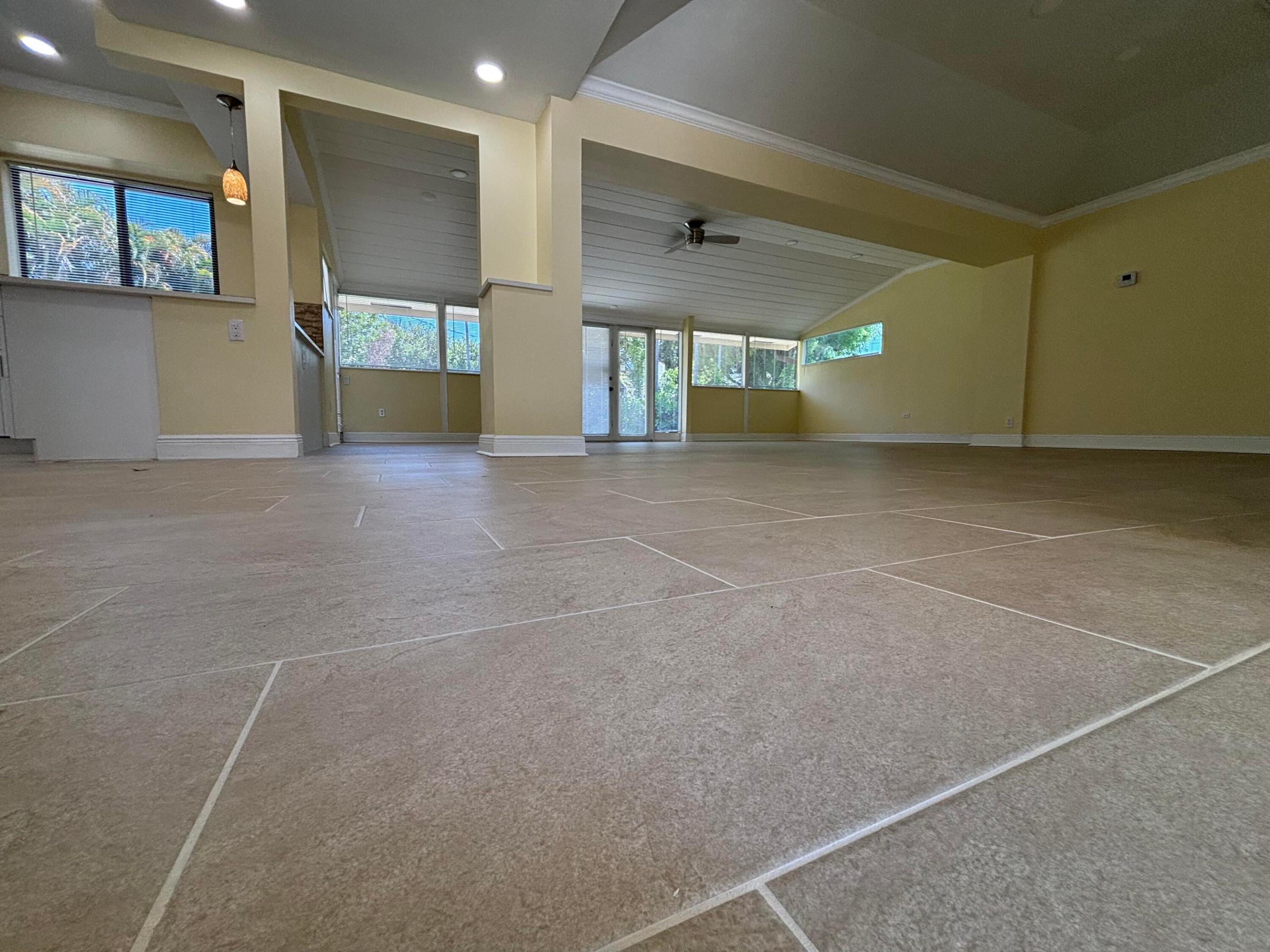 135 E Ilex, Lake Park FL 33403