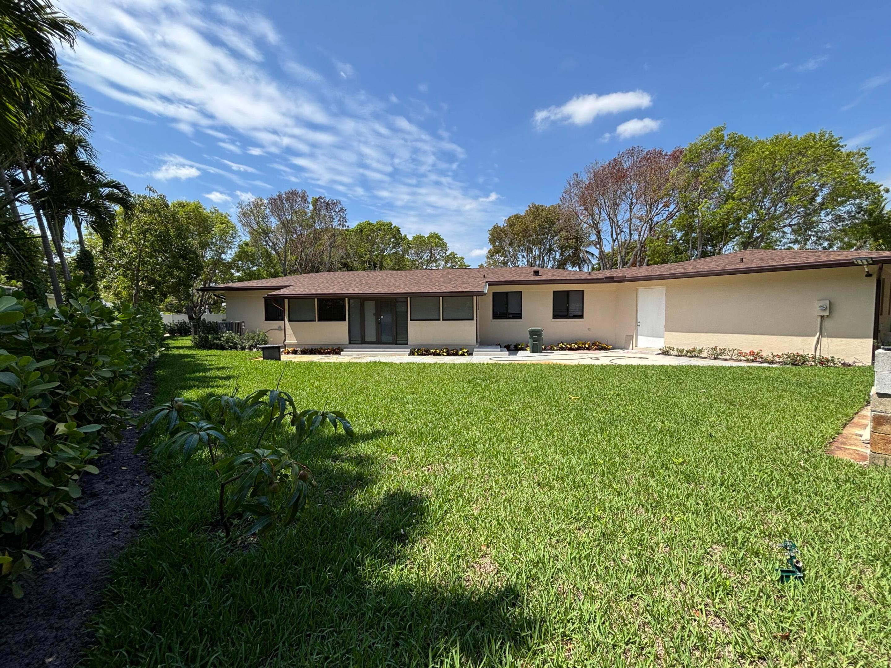 135 E Ilex, Lake Park FL 33403