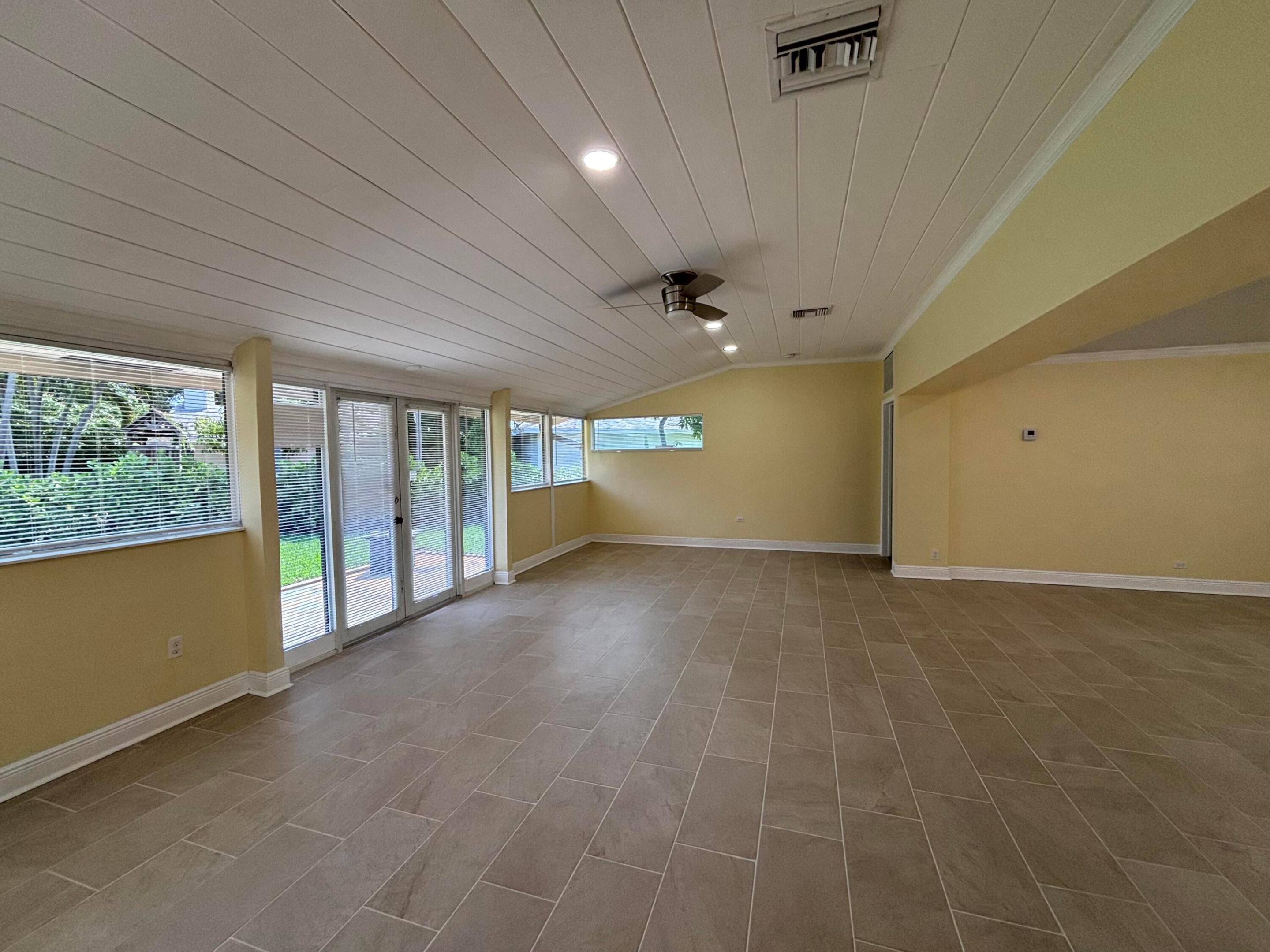 135 E Ilex, Lake Park FL 33403