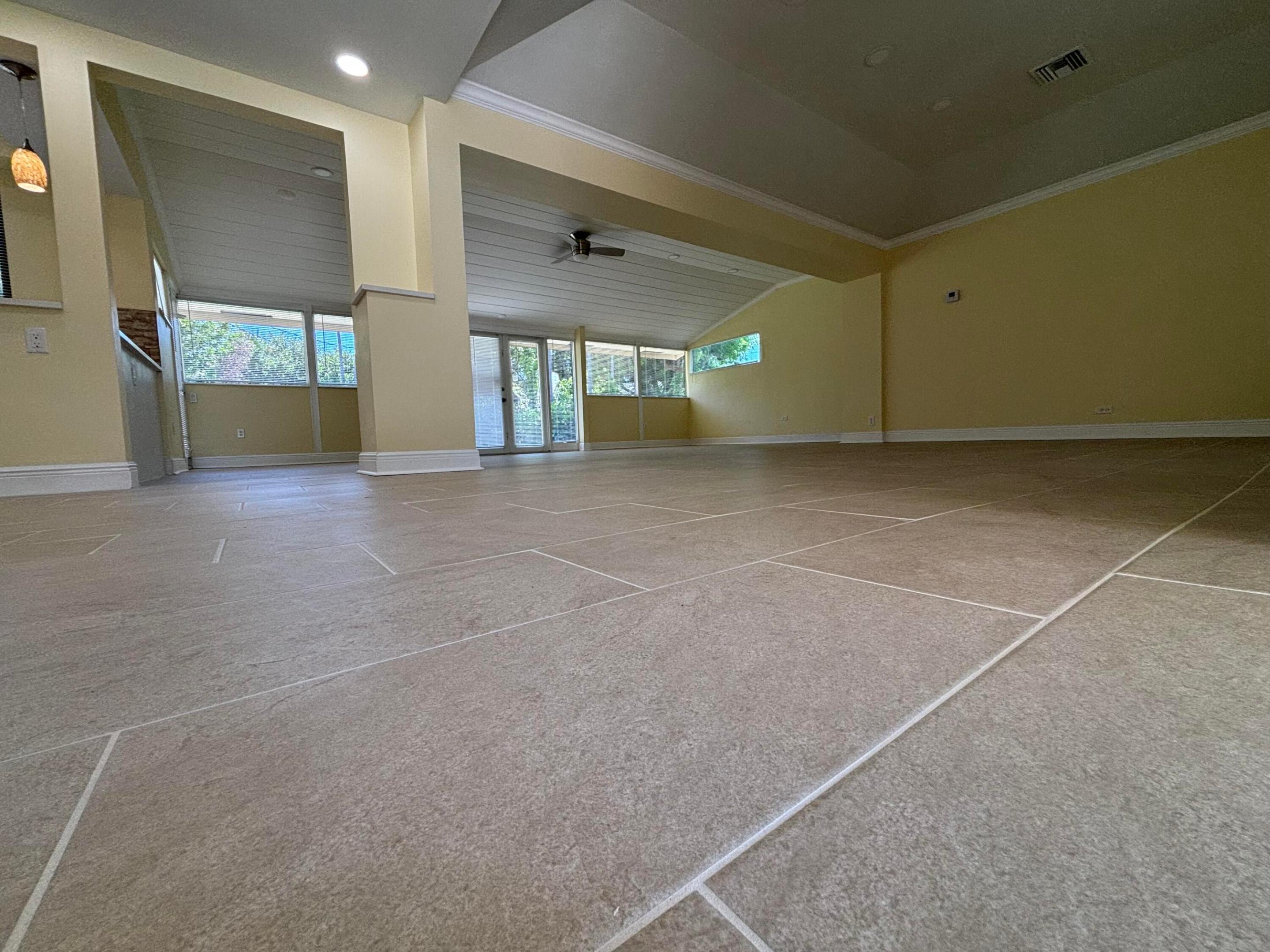 135 E Ilex, Lake Park FL 33403