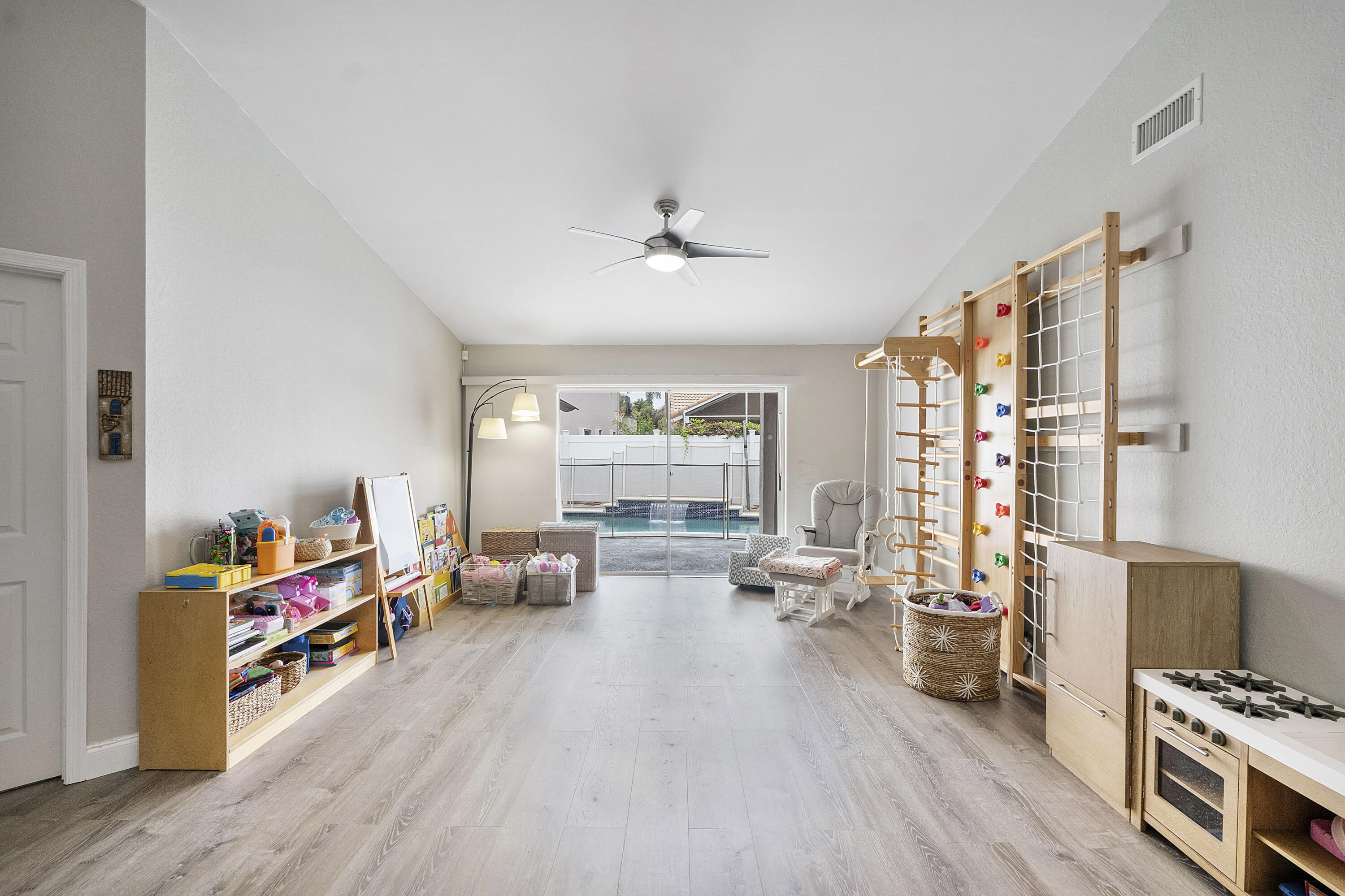 18242 Blue Lake, Boca Raton FL 33498