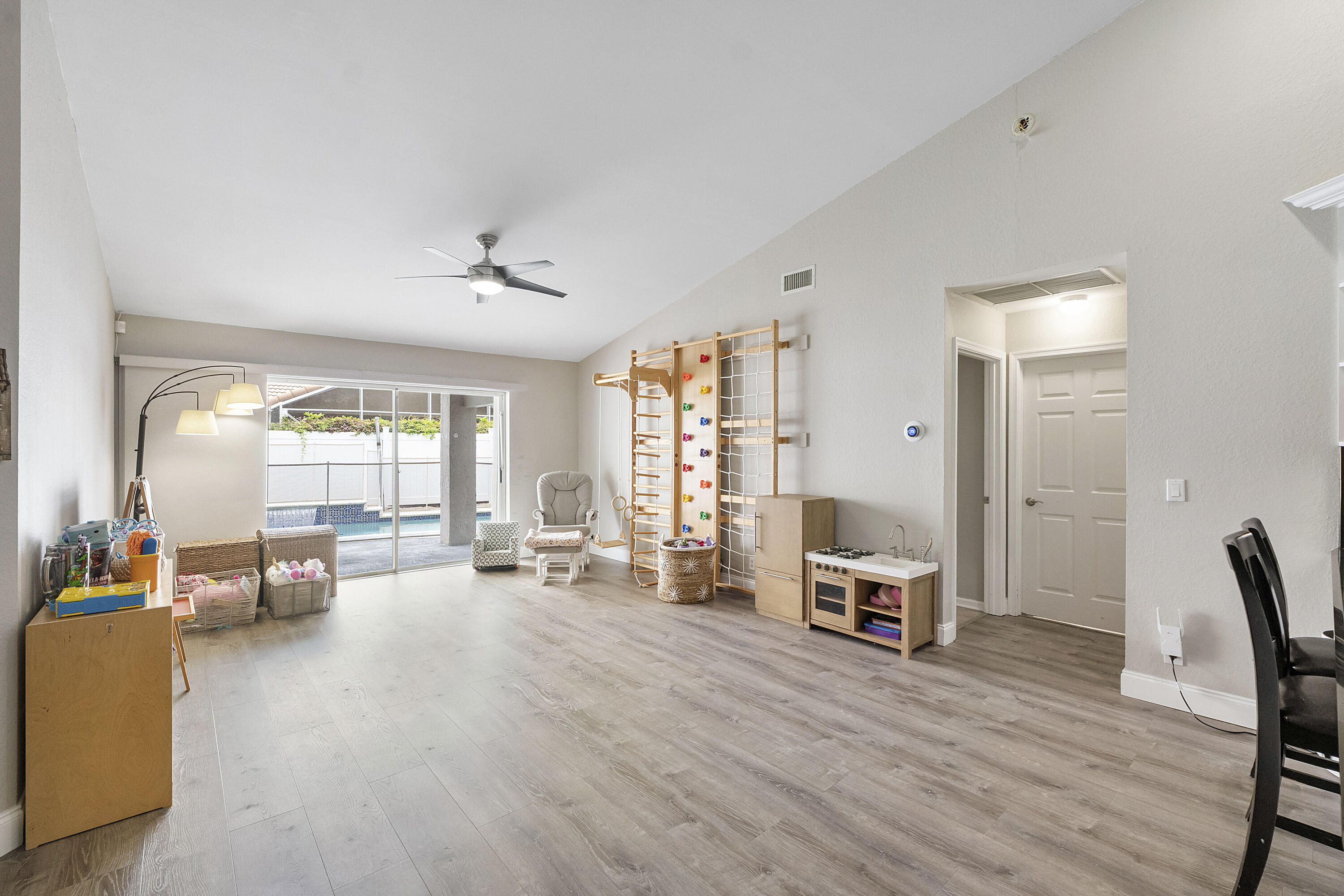 18242 Blue Lake, Boca Raton FL 33498